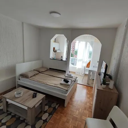 Vidikovac 2 Apartment *